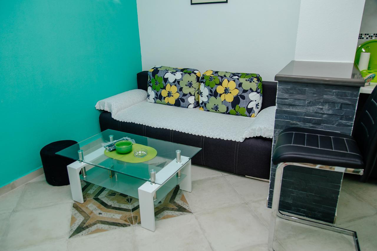 Apartmani Mozaici Risan Esterno foto