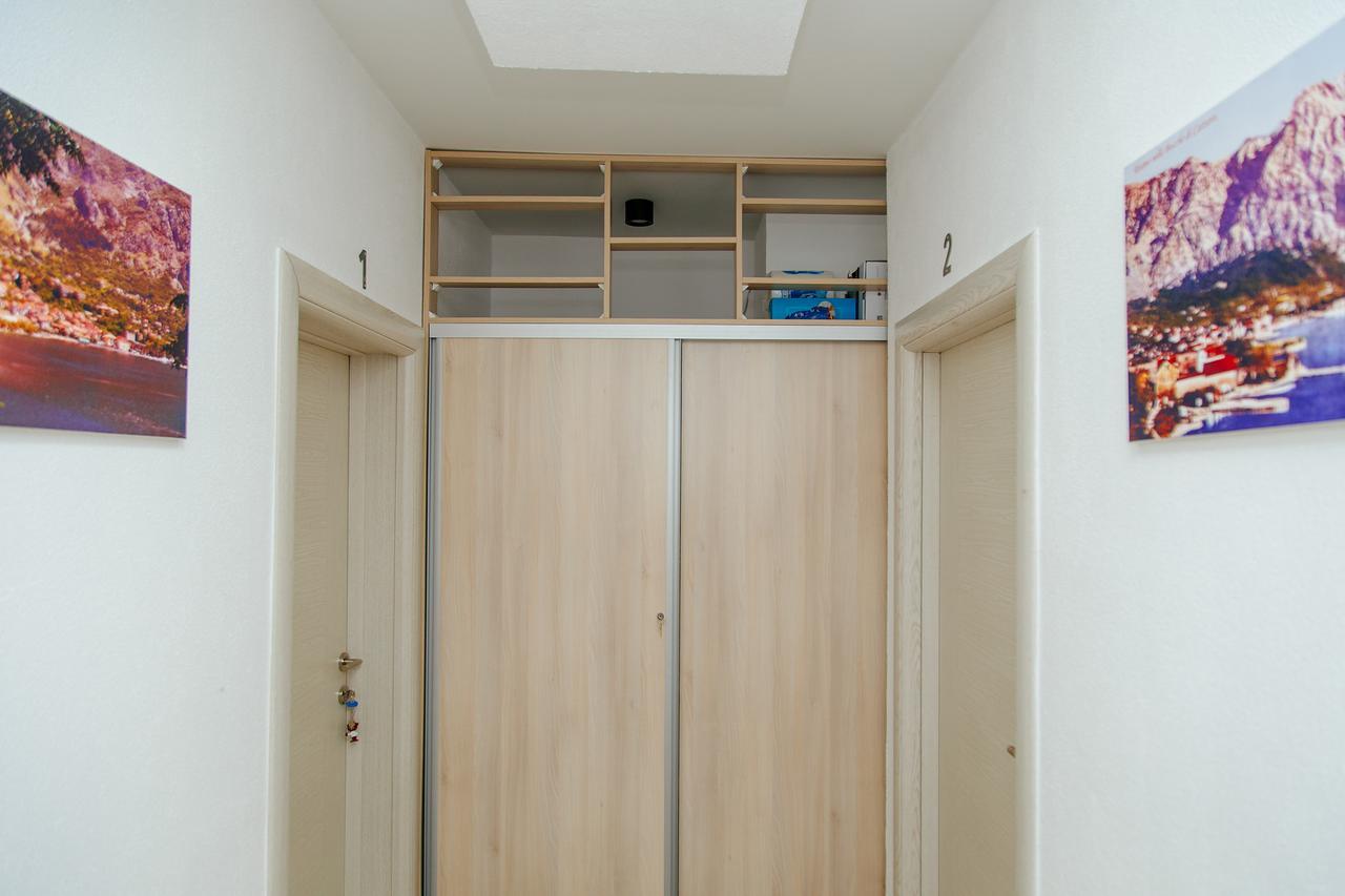 Apartmani Mozaici Risan Esterno foto